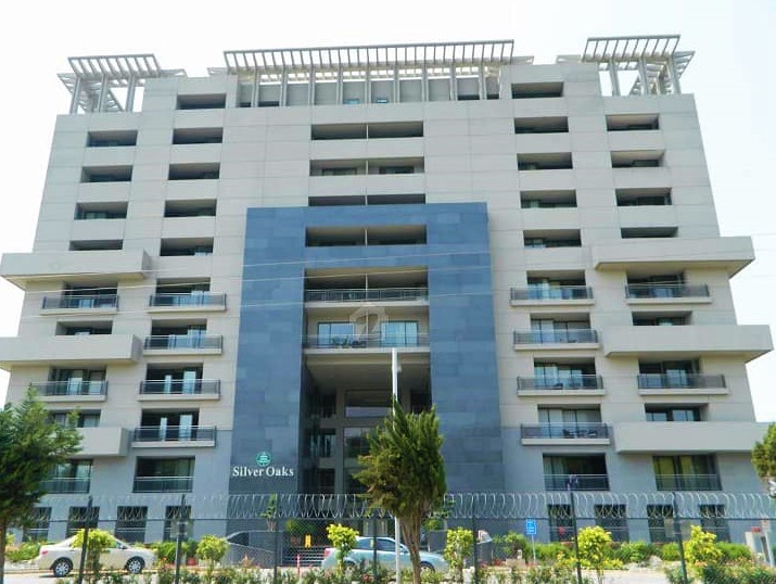 SolarScreen Pakistan projects at Silver Oaks Apartments