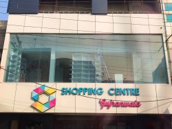 SolarScreen Pakistan working at Gujranwala Shopping Center